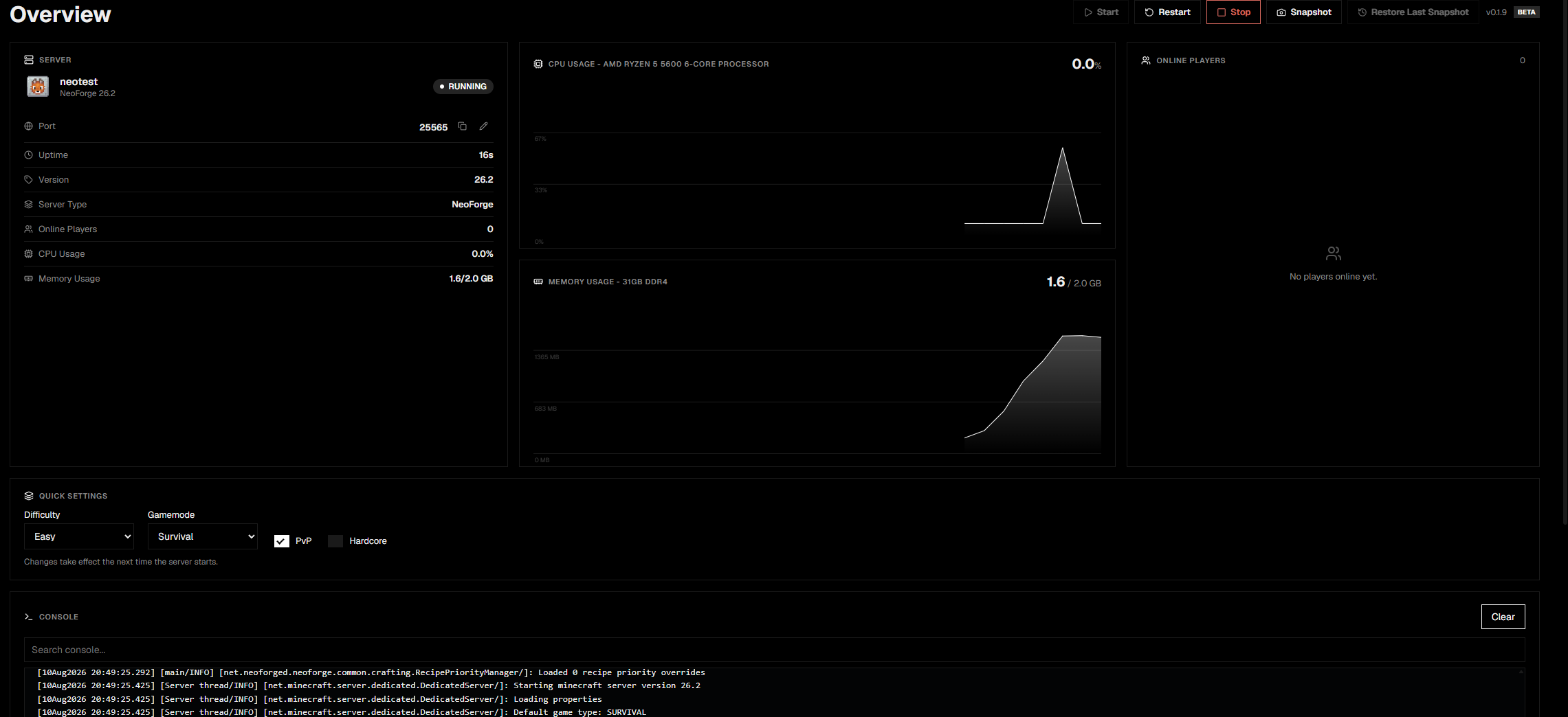 A running server showing live CPU, memory and player count